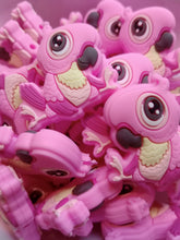 Load image into Gallery viewer, Parrot Focal
